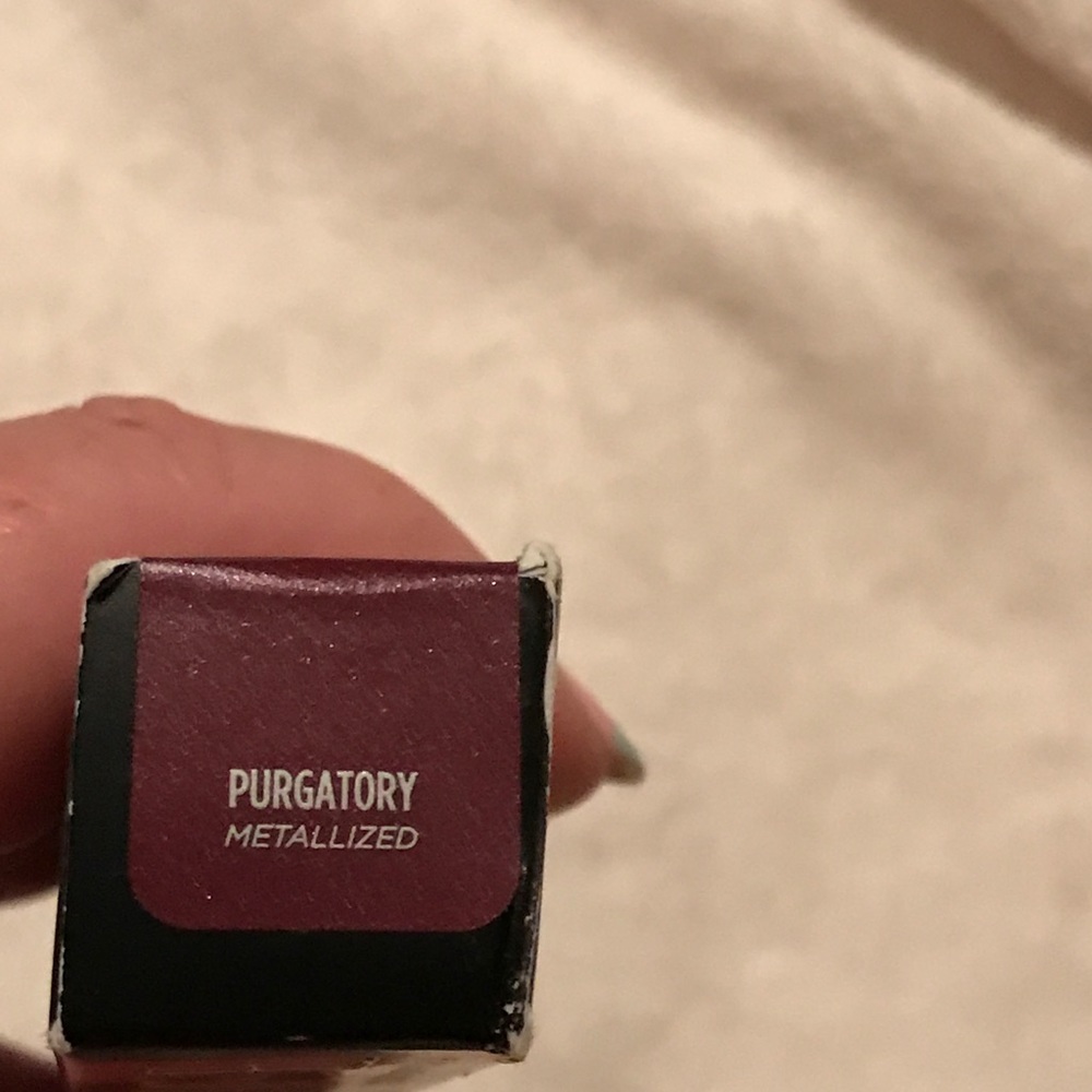 Urban Decay Liquid Lipstick - Picture 5 of 8