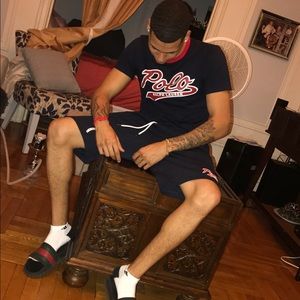 Meet your Posher, Manuel