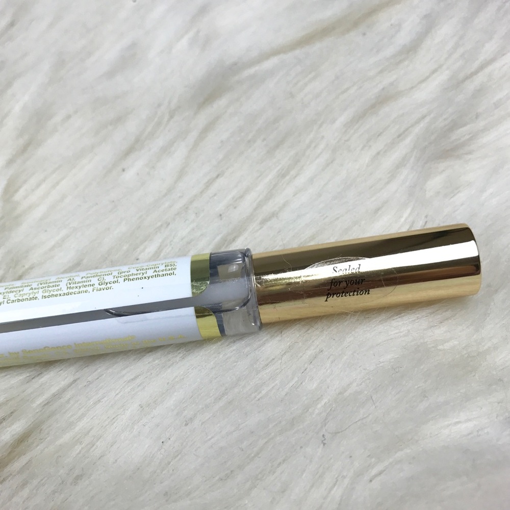 Oops Remover Lipsense - Picture 4 of 5