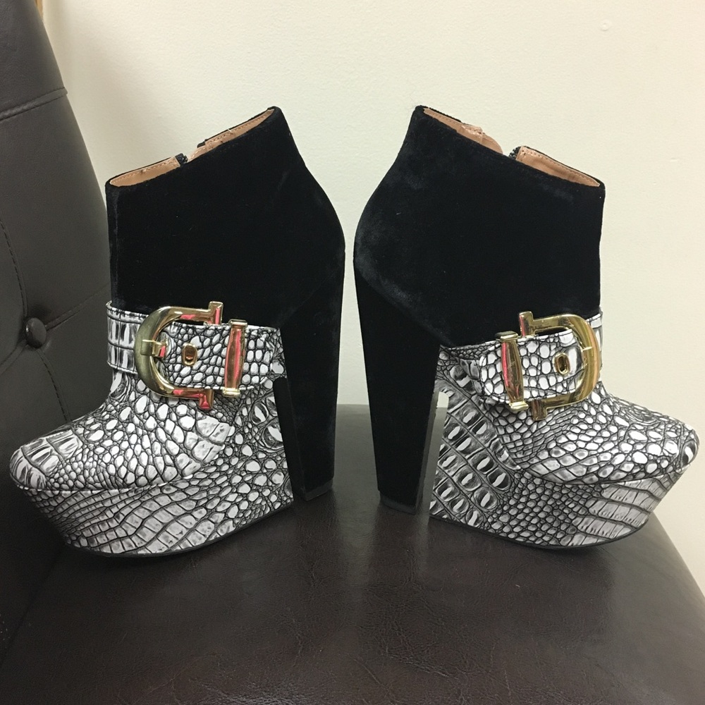 Black, White & Gold Platform Heels