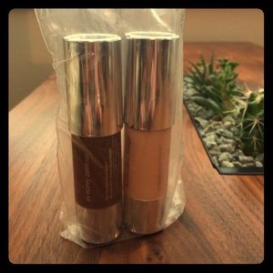 Clinique highlight and contour sticks