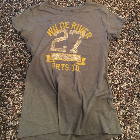 Bundle of Shirts - Picture 3 of 5