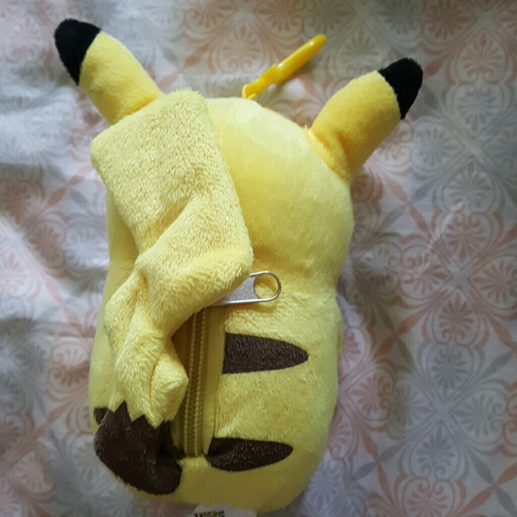 Pikachu Keychain coin purse - Picture 2 of 2