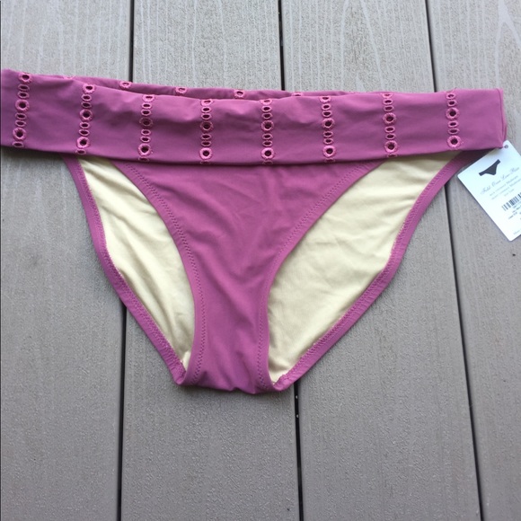 VS plum bandeau bikini - Picture 4 of 4