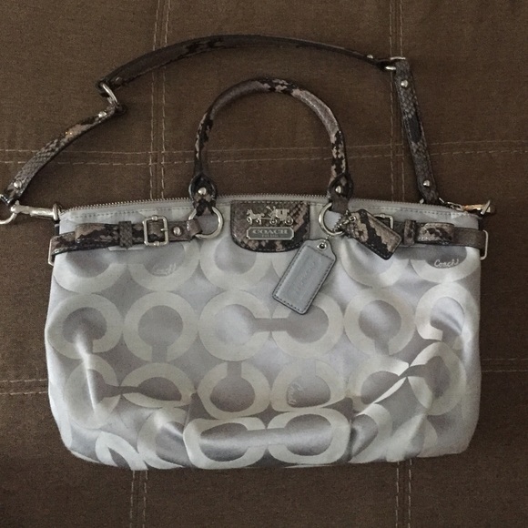 Coach Handbags - Coach Purse