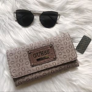 🆕 Mocha GUESS trifold wallet