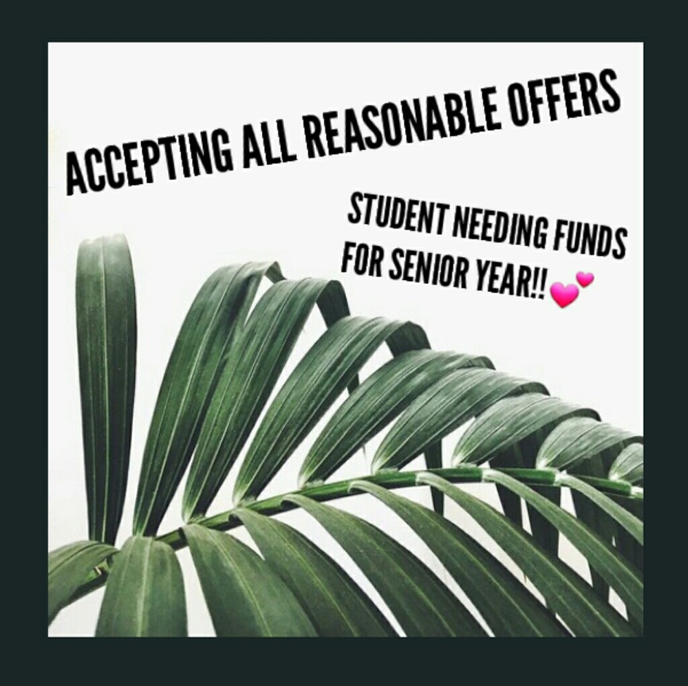 Accepting All Reasonable Offers! 💕🎉