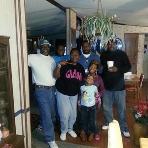 Meet your Posher, Lakashia