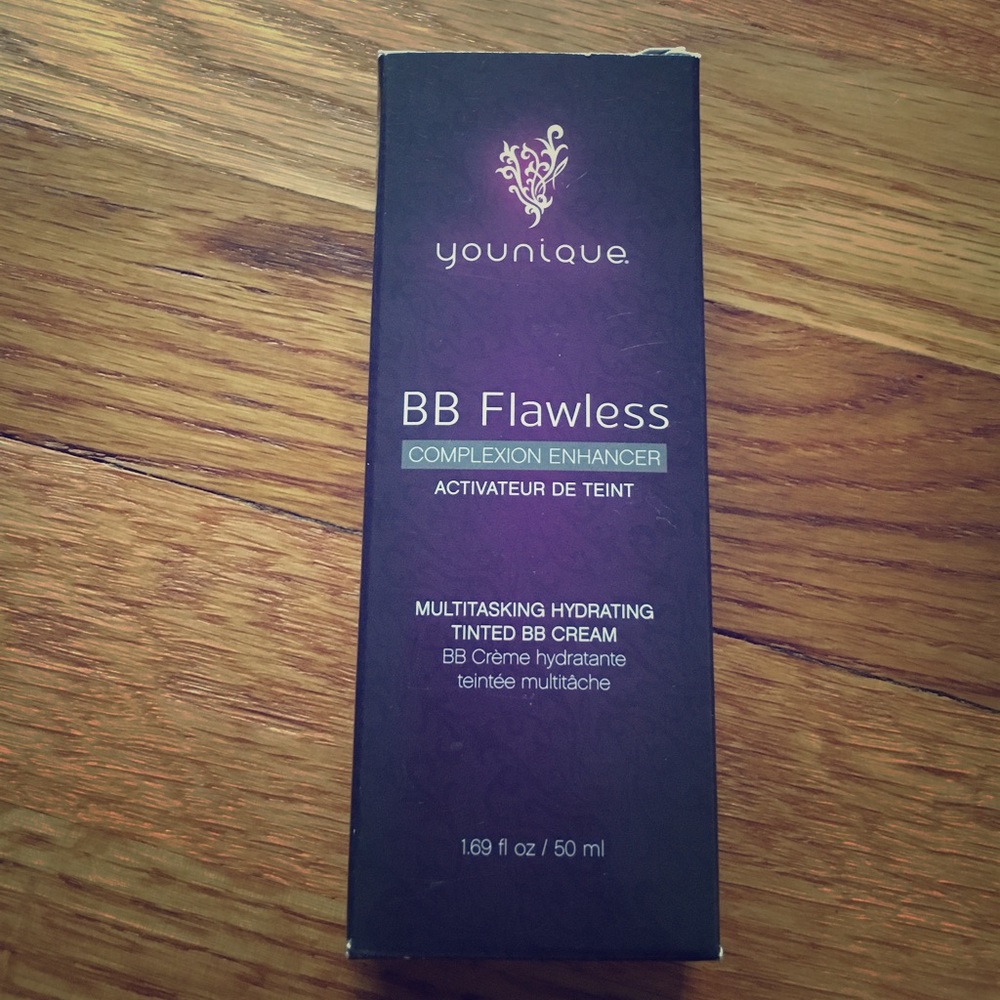 Younique BB Flawless - Caramel