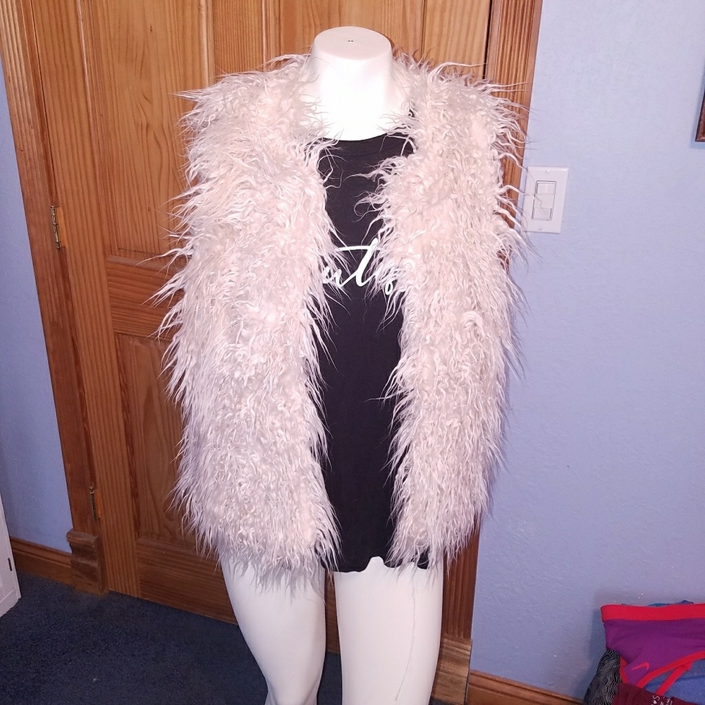 EUC Faux Fur Vest by Bongo