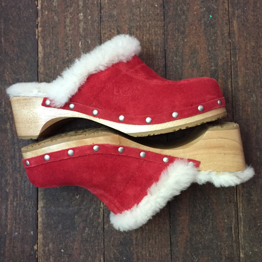 Ugg clogs