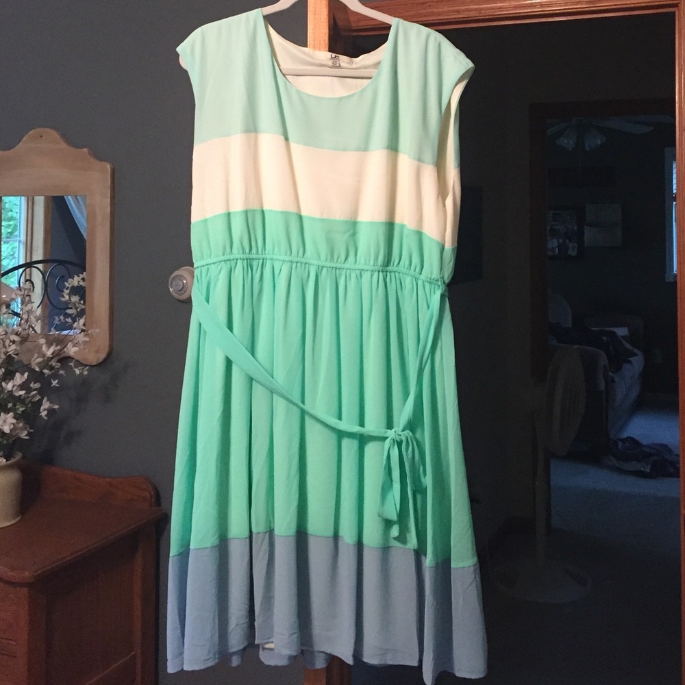 Modcloth/Ya LosAngeles dress,color blocked mint 2x