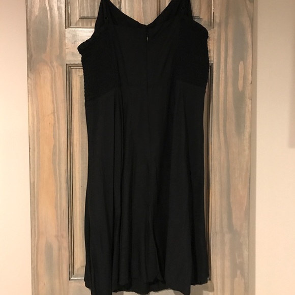 Old Navy dress - Picture 2 of 4