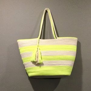 Neon rope beach bag with tassels