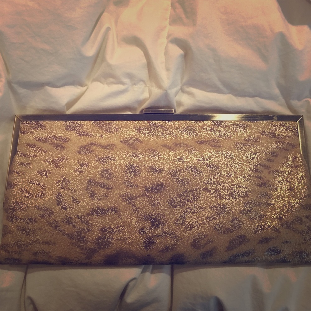 Hobo suede nude cheetah print clutch