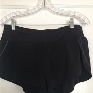 Lululemon Split Second Short II. Size 8.