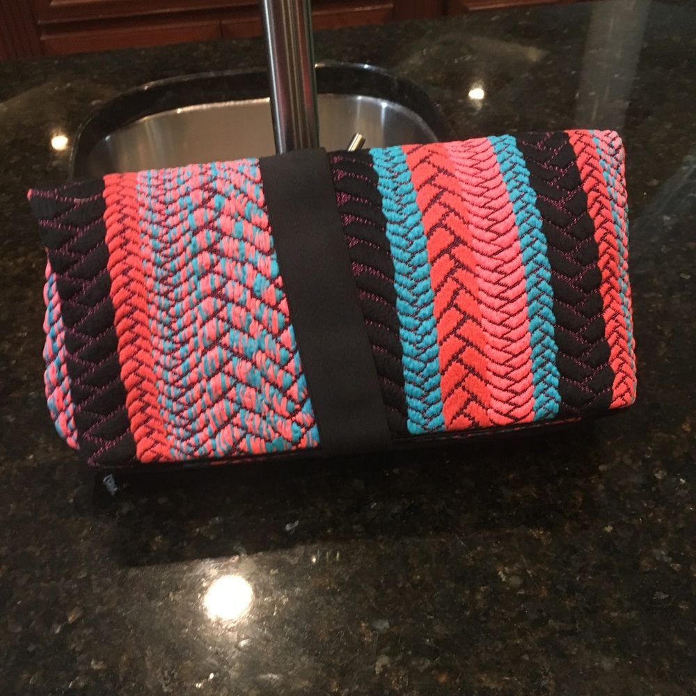 MySuelly Folding Brigitte clutch