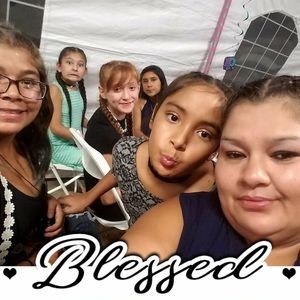 Meet your Posher, Myra