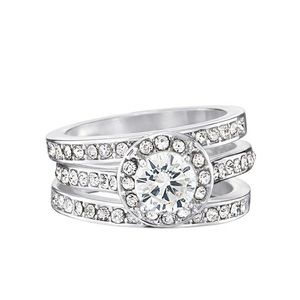 🌸HOST PICK🌸⭐️Avon 3 Piece engagement set size 6