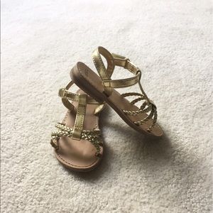 Gymboree sandals, gold, toddler girl size 6.