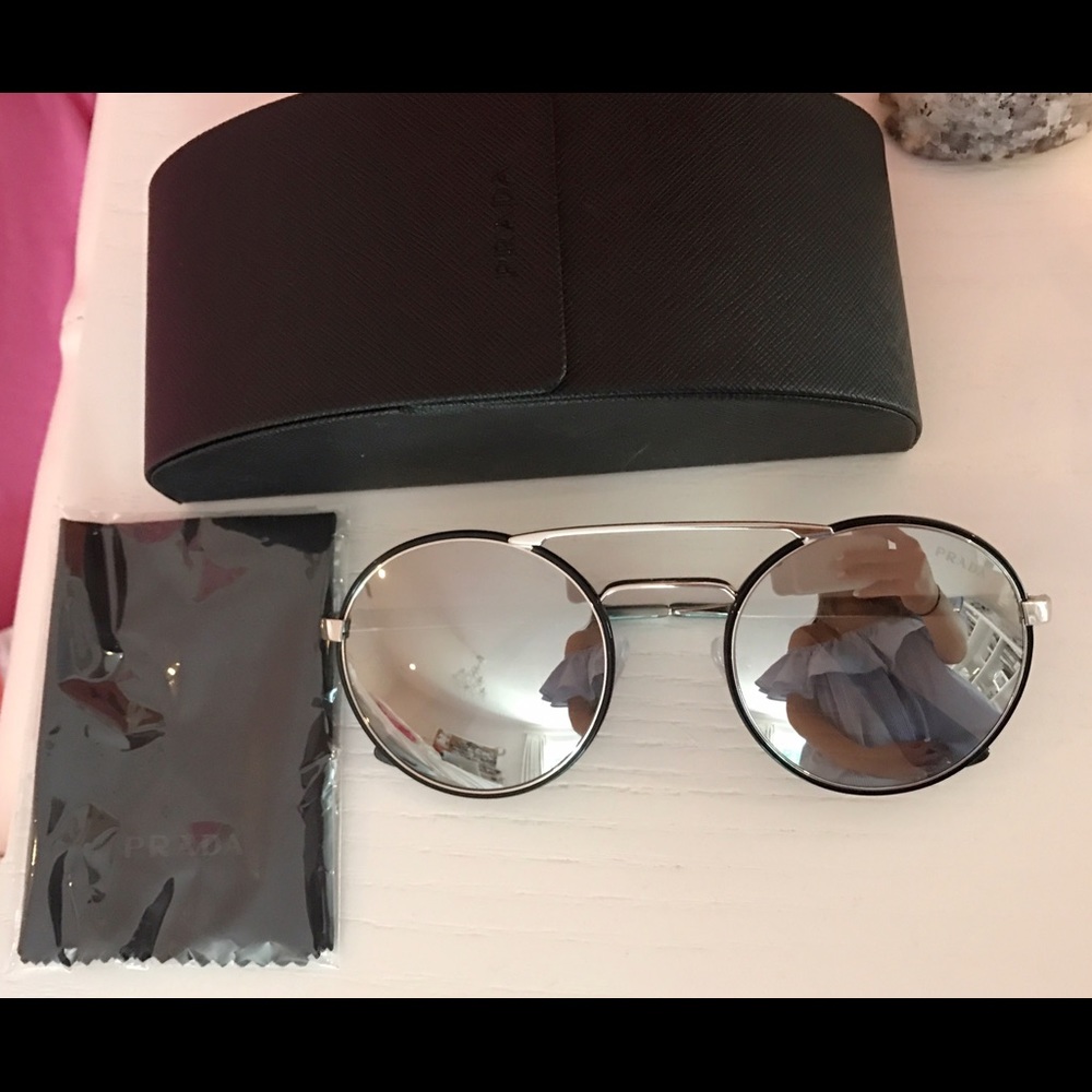 NEW, WORN ONCE PRADA GLASSES!!