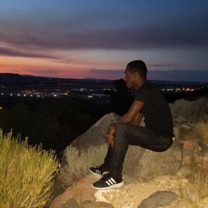 Meet your Posher, Emmanuel