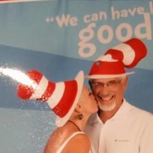 Meet your Posher, Deedee