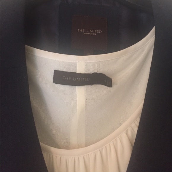 2-piece suit from The Limited Collection - Picture 2 of 3