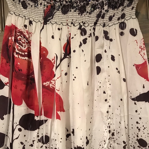 Strapless dress - Picture 2 of 4