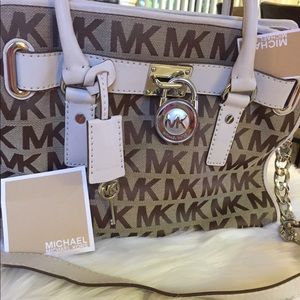 Authentic Michael Kors Signature Canvas Satchel
