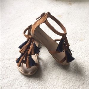 Old Navy sandals with fringe. Toddler girl size 5.