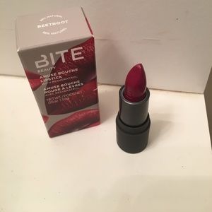 BITE BEAUTY LIPSTICK, SHADE: BEETROOT