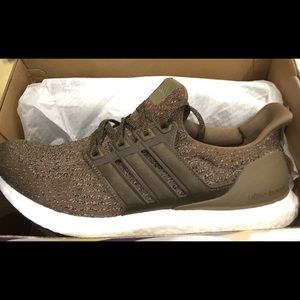Adidas - Ultraboost - Men's - 11 - Olive