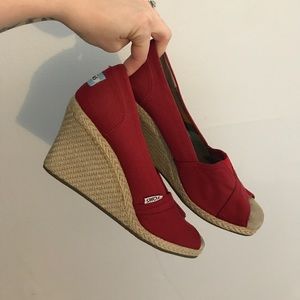 Red Toms wedges