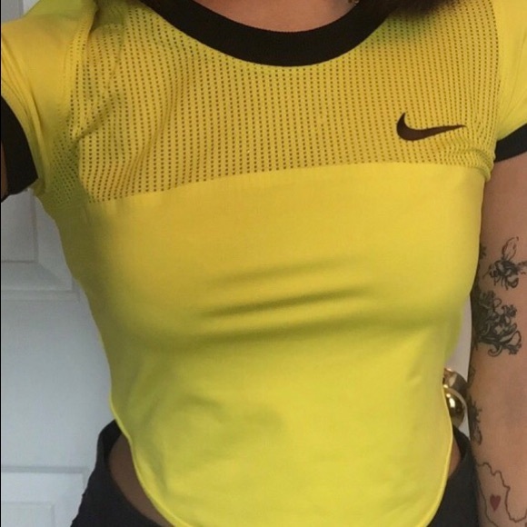 Neon Yellow Nike Top - Picture 1 of 1