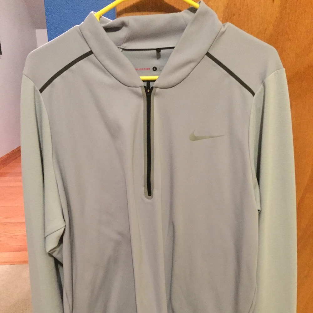 Nike pullover