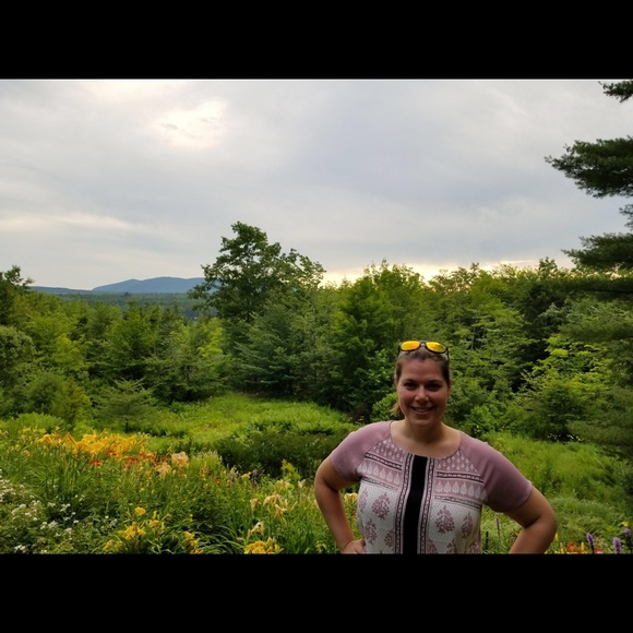 Meet your Posher, Andrea - Picture 1 of 1