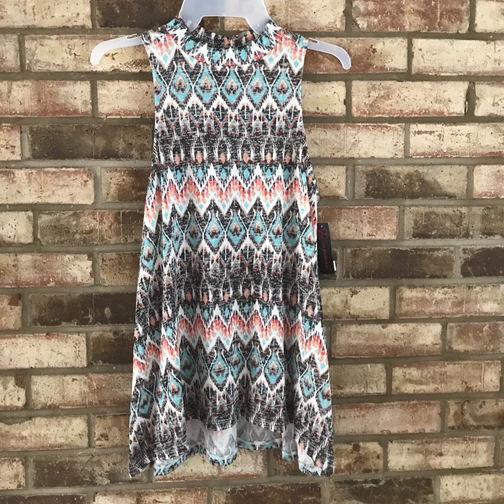 No Sleeves with Keyhole Tunic