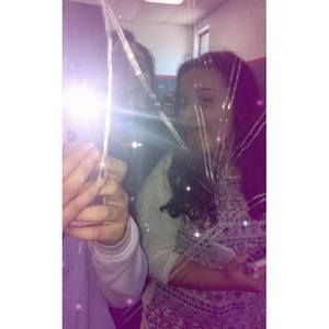 Meet your Posher, Amie