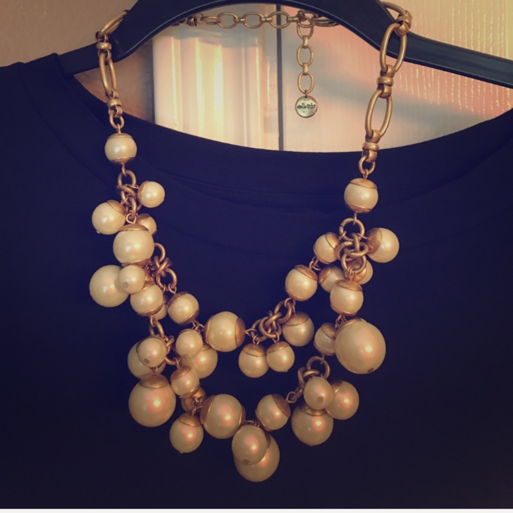Stella & Dot Daphne Pearl Necklace