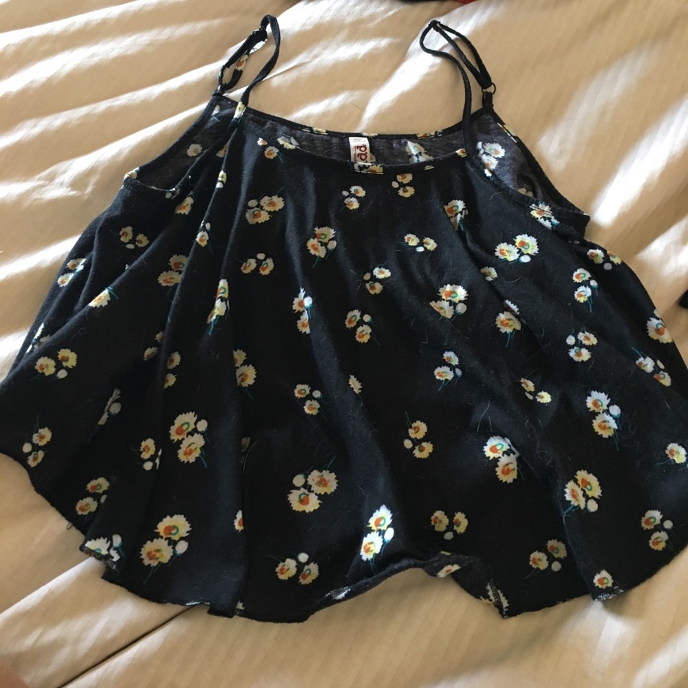 Mud crop top with lovely sunflower bundles