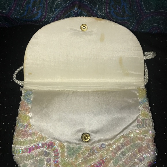 ⭐️Multi color sequin bag⭐️ - Picture 2 of 6