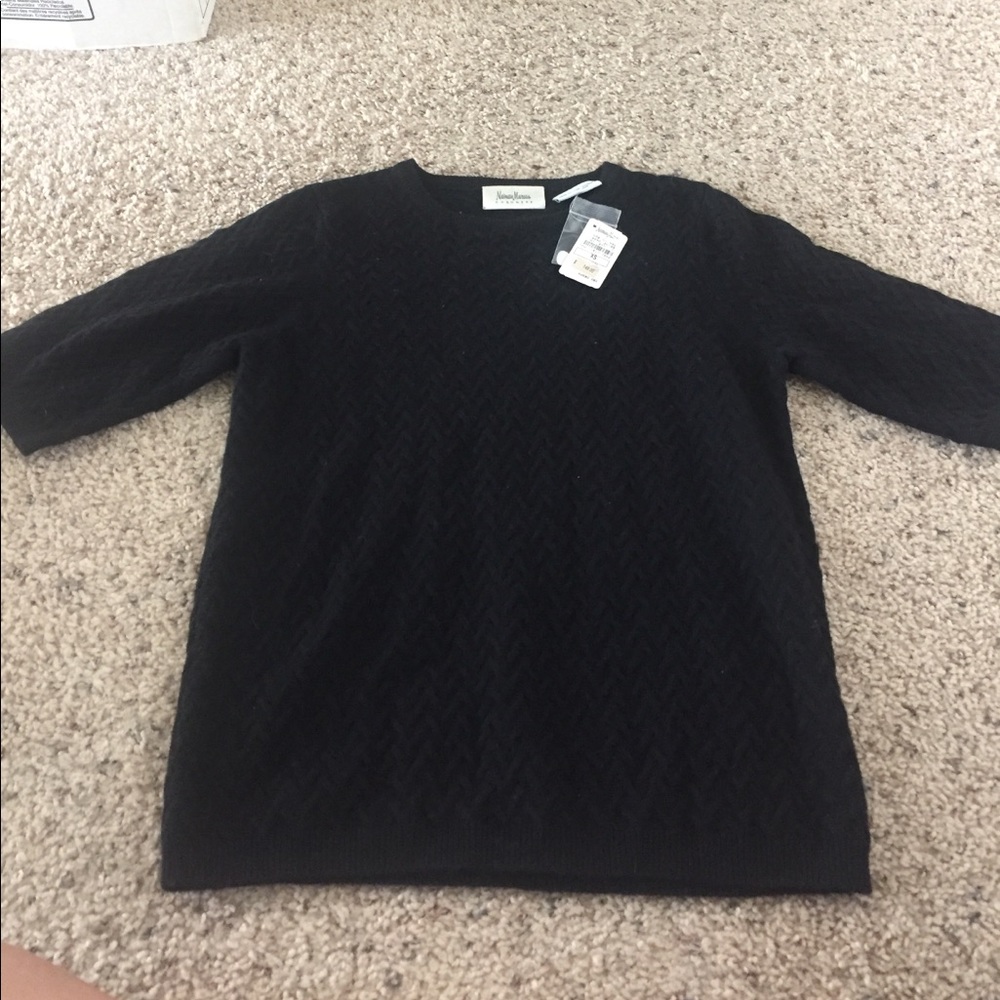 Neiman Marcus Cashmere 3/4 length sweater (NWT)