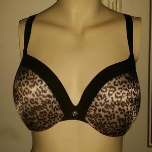 Victoria's Secret Push Up / Pigeonnant Bra 38D
