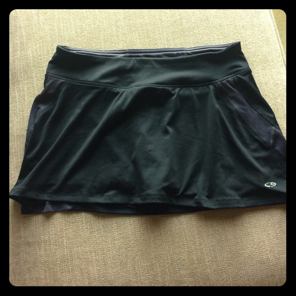 NWOT Running Skirt