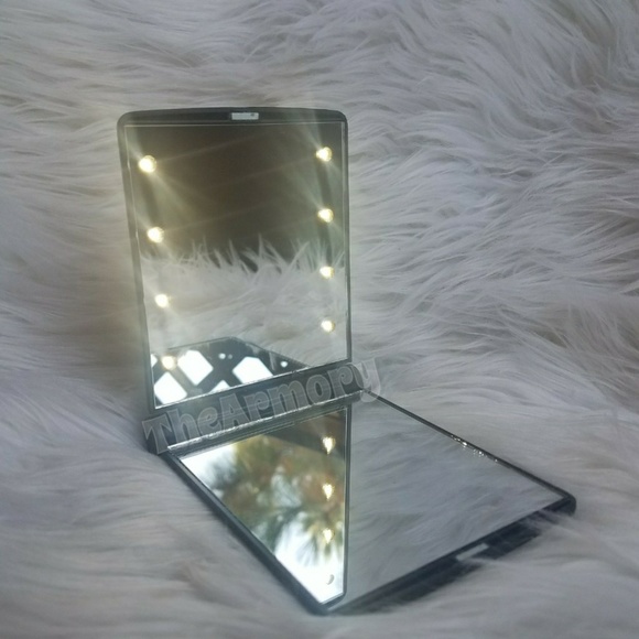 LED makeup vanity mirror - Picture 2 of 2