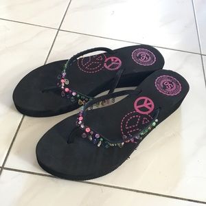 Women's wedge flip flops