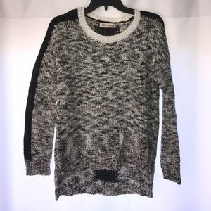 Olive & Oak knit sweater