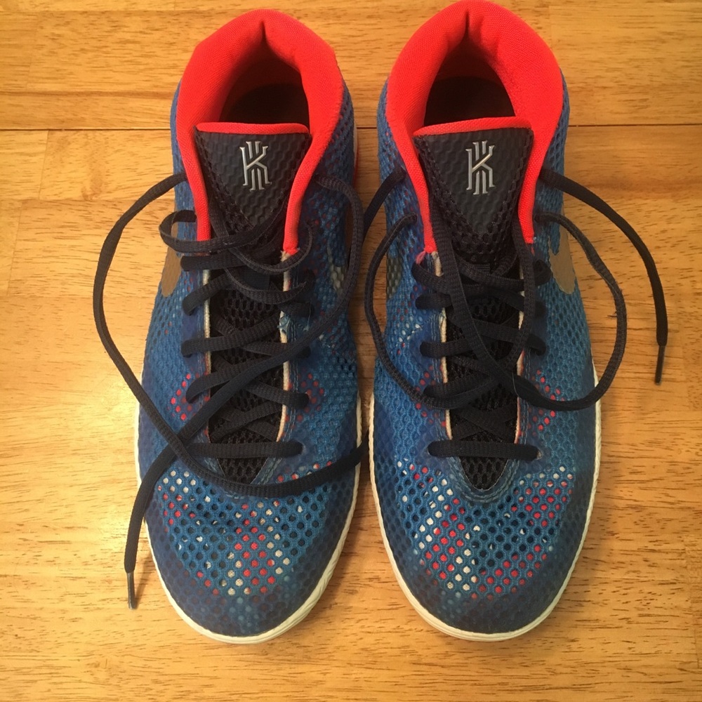 Nike Kyrie 1 In Excellent condition