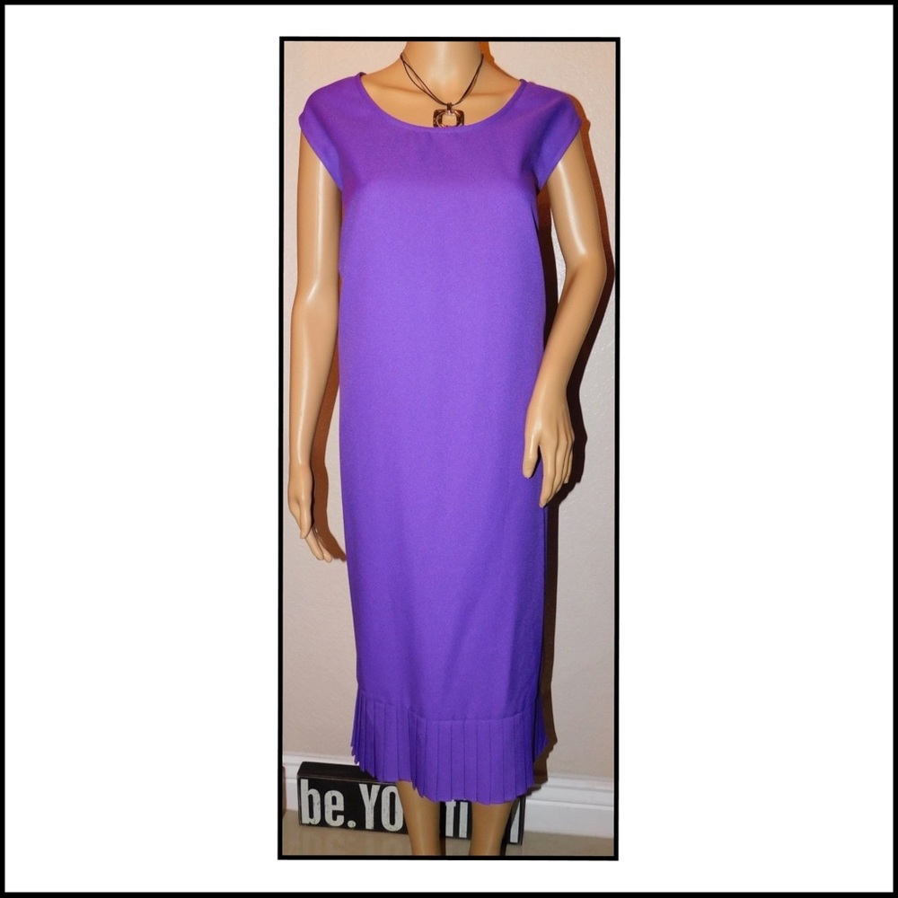 Pride & Joy Purple Un-Lined Shift Dress Size: 24W